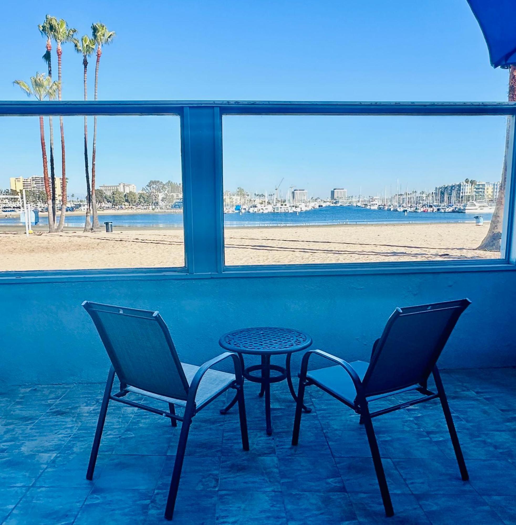 Foghorn Harbor Inn Marina del Rey Exteriör bild
